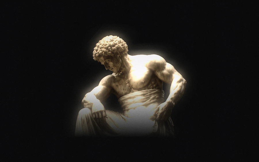 Escultura clássica em mármore, iluminada suavemente sobre fundo escuro